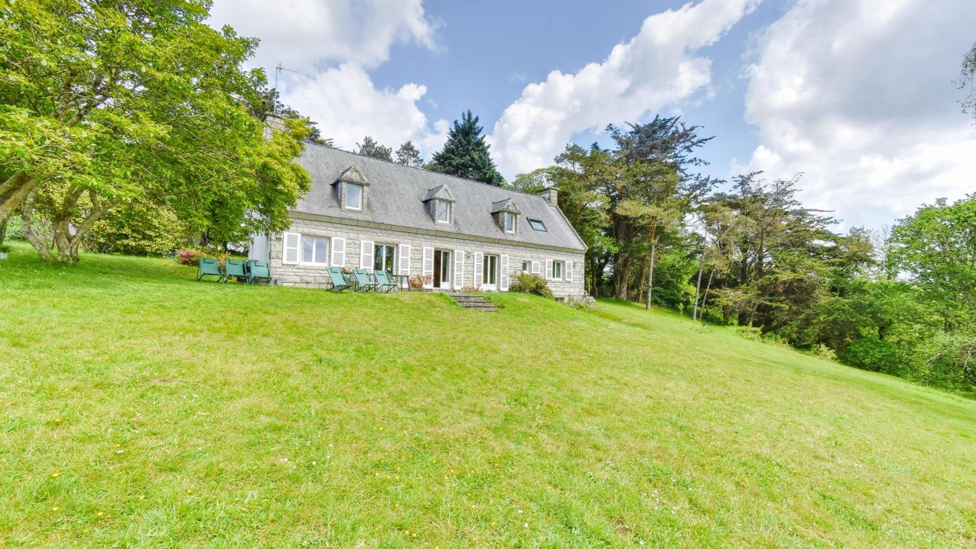 Magnifique Propriete De Deux Maisons Une De 220M2 Et L'Autre De 80M2 Avec Vue Clohars-Carnoët Extérieur photo